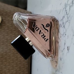 perfume prada milano